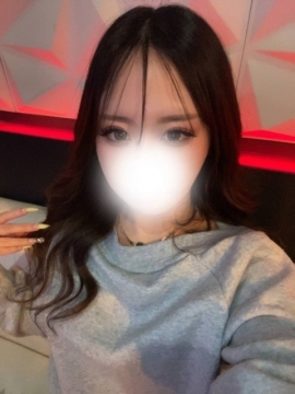 belle femme ベルファーム 神戸三宮店 せな